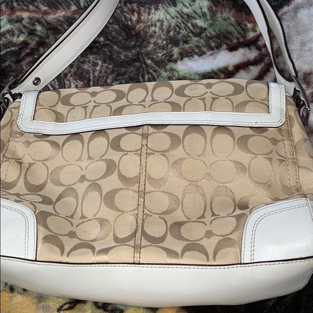 Coach purse (authentic) - Picture 6 of 6
